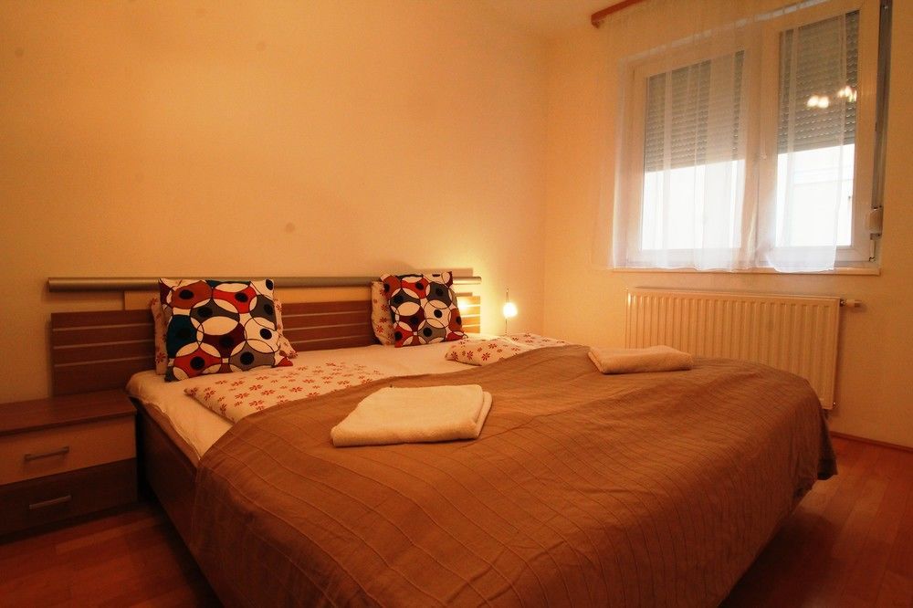 Broadway Apartmán *