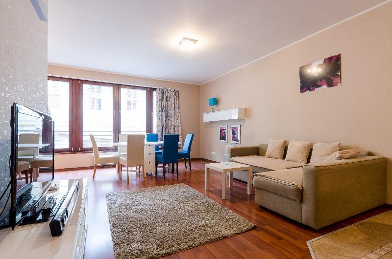 Broadway Apartment
